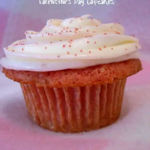 Strawberries & Cream Cupcakes