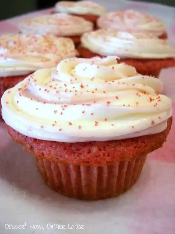 Strawberries & Cream Cupcakes