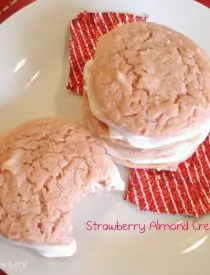 Strawberry Almond Creme Cookies