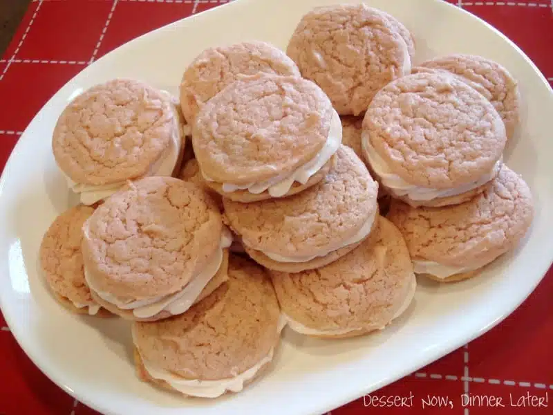 Strawberry Almond Creme Cookies