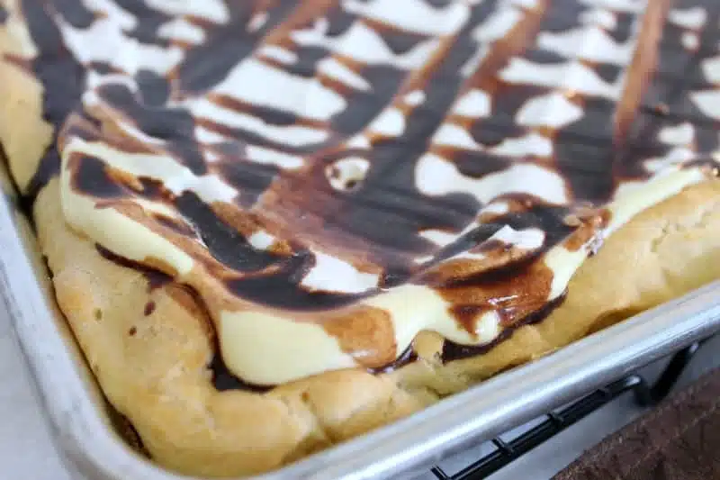 Eclair Cake