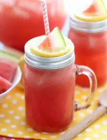 Bad watermelon? Don't throw it out! Make watermelon lemonade with this easy 3-ingredient recipe!