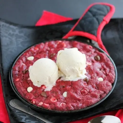 Red Velvet Pizookie