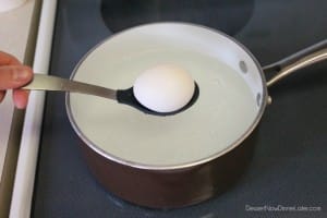 Easy Peel Perfectly Boiled Eggs - Dessert Now, Dinner Later!
