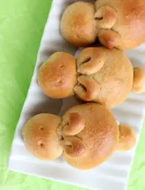 Whole Wheat Easter Bunny Rolls