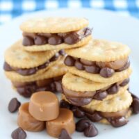 Caramel and Chocolate Cracker Treats
