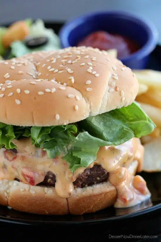 Queso Burgers