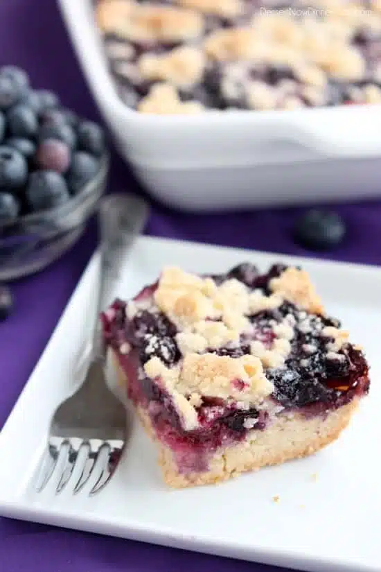  Blueberry Crumb Bars from DessertNowDinnerLater.com