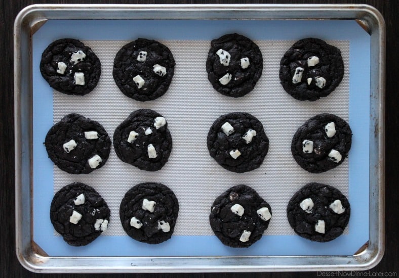 Dark Chocolate Cookies & Cream Cookies from DessertNowDinnerLater.com