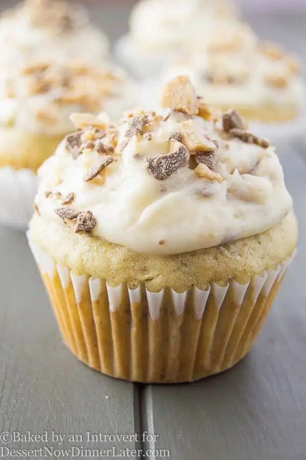 banana-chocolate-toffee-cupcakes