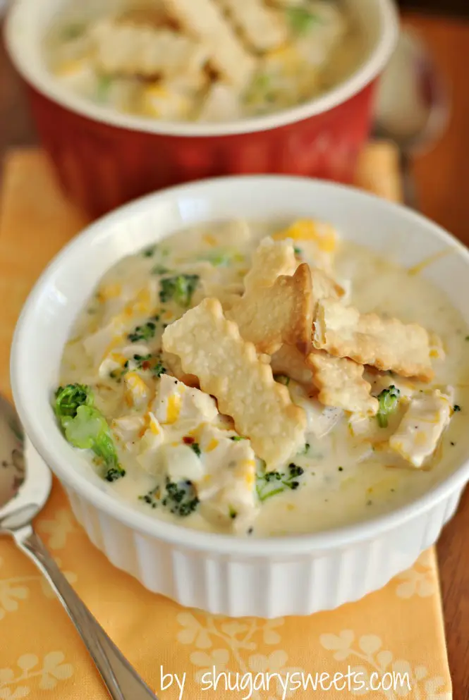 chicken-broccoli-pot-pie-soup