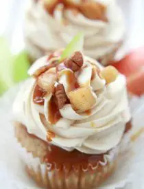 Apple Pie Cupcakes with Salted Caramel Frosting 4