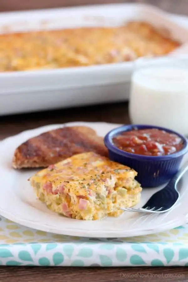 This Ham Chile and Cheese Baked Omelet is a great way to feed a crowd for breakfast, brunch, or brinner!