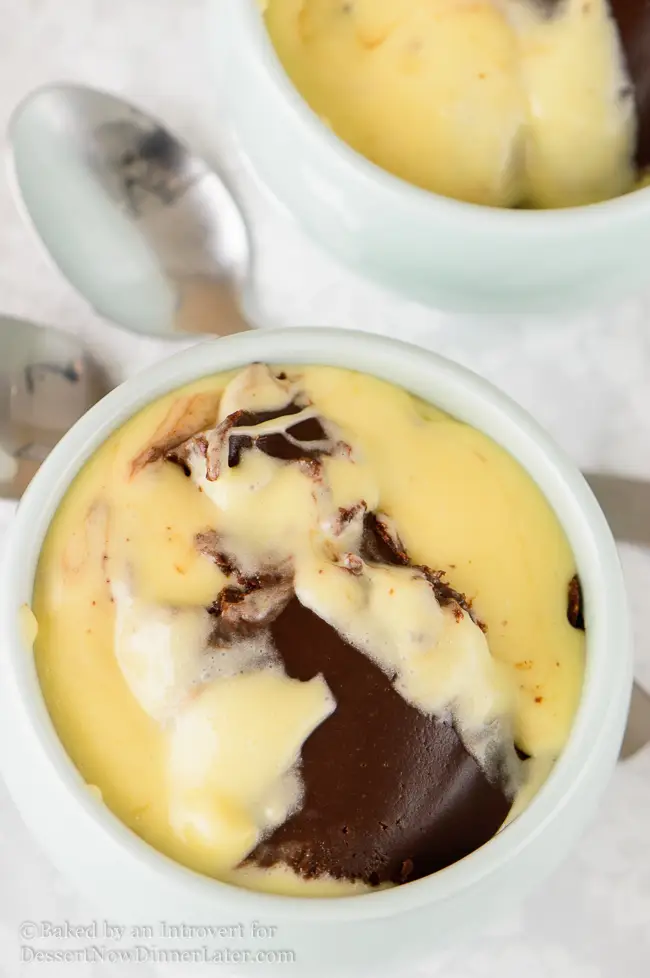 marsmallow fluff pudding with chocolate swirl