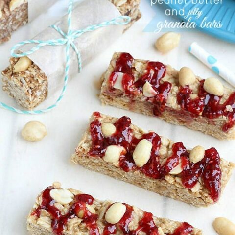 Chewy No-Bake Peanut Butter and Jelly Granola Bars