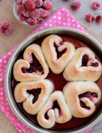 These heart shaped raspberry rolls are the perfect sweet treat or breakfast idea for your sweetheart this Valentine's Day!