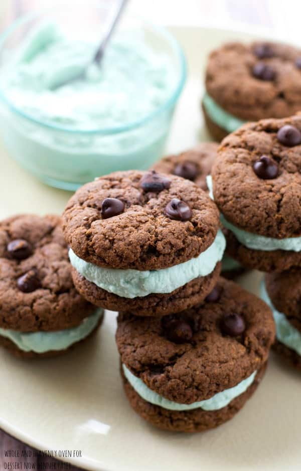 chocolate mint cream cookie sandwiches