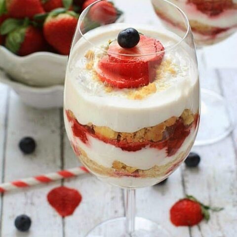 No-Bake Strawberry Shortcake Cheesecake Parfaits