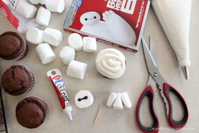 Baymax Cupcake Tutorial {Big Hero 6}