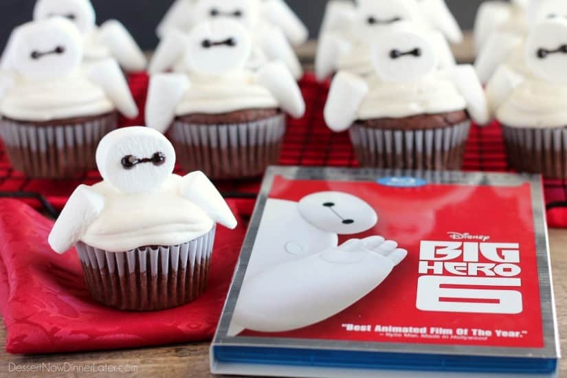 Baymax Cupcake Tutorial {Big Hero 6}