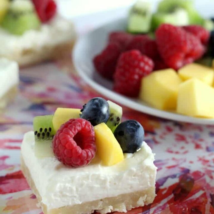 Fruit Cheesecake Bars