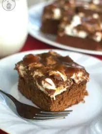 Nuts, marshmallows, and chocolate combine to create these homemade Rocky Road Brownies worth drooling over!