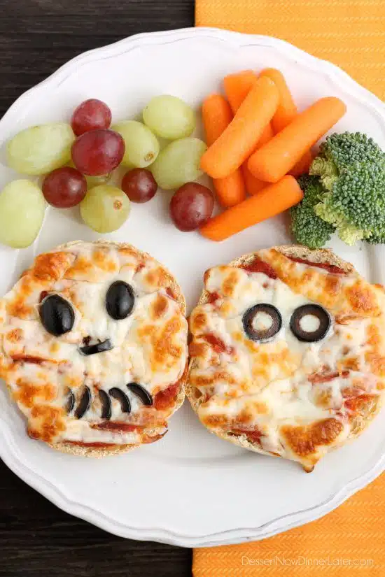 Mini Mummy Pizzas are a fun and easy food the kids can make for Halloween!