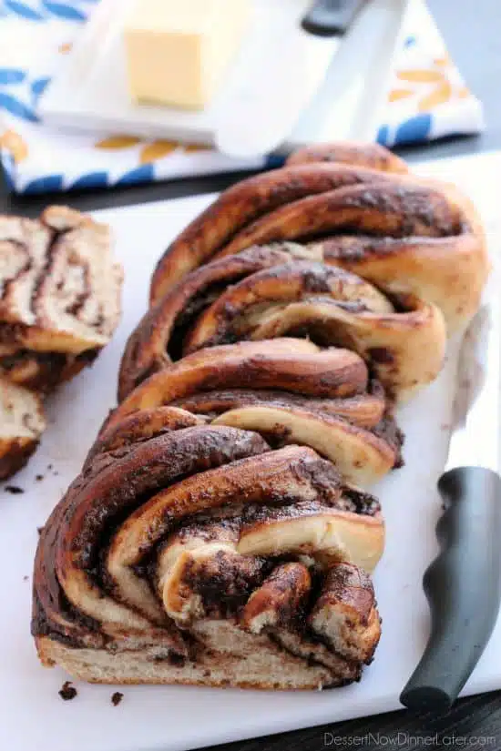 Rhodes frozen dough and Nutella is all you need to make this twisted loaf of delicious bread! Get the step-by-step photo tutorial and make it asap!