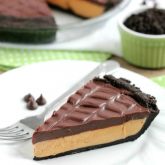 This No-Bake Peanut Butter Pie with an oreo crust, whipped peanut butter filling, and silky chocolate ganache will have you savoring every decadent bite!