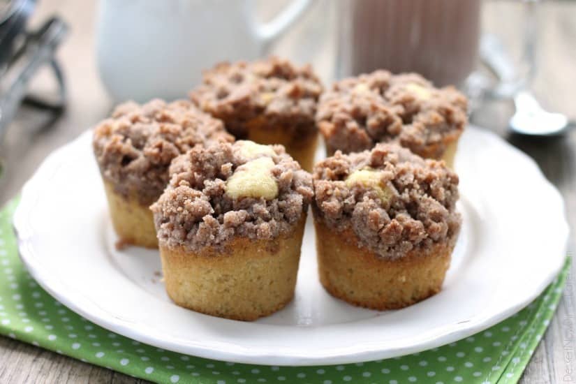 These coffee cake muffins have a moist, buttery yellow cake, and are topped with lots of crunchy, sweet cinnamon streusel. 