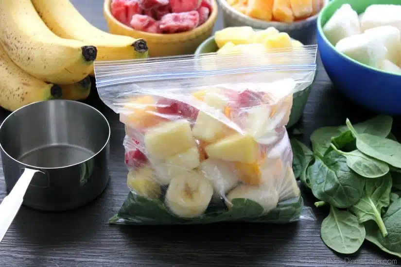 Prep these smoothie packs for the freezer and when you're ready to eat, just add milk or water! Check out the tutorial and delicious green smoothie recipe!