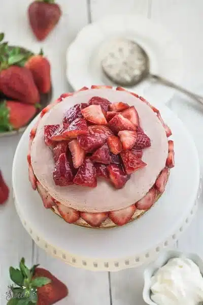 Slow Cooker Strawberries and Cream Cheesecake