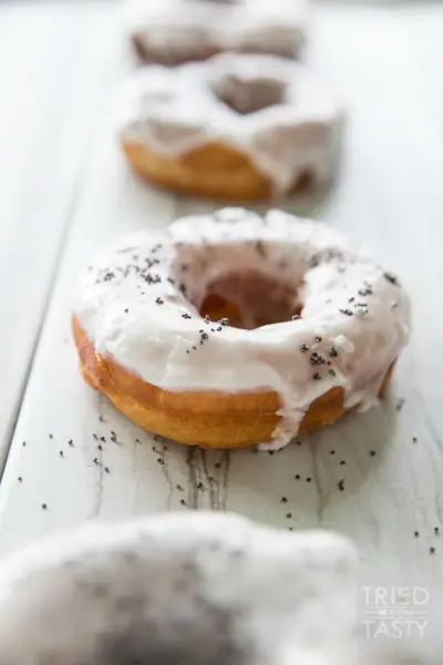 Copycat Blue Star Lemon Poppy Buttermilk Donuts // Tried and Tasty