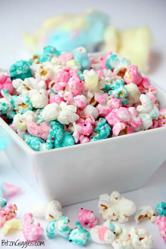 Everyone will love this COTTON CANDY POPCORN that's poppin' with vibrant pink and blue colors. Image from Bitz & Giggles.
