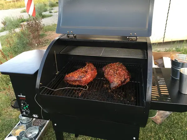 Camp Chef -- SmokePro DLX Pellet Grill #FeedYourOUTside