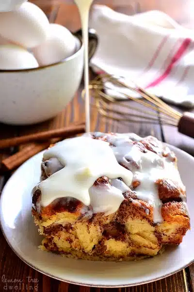 Cinnamon Roll French Toast Casserole // Lemon Tree Dwelling