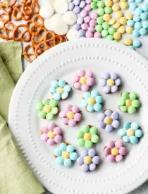 Flower Pretzel Bites are sweet, salty, and delicious - an easy and fun treat for Easter, Spring, or Mother's Day.