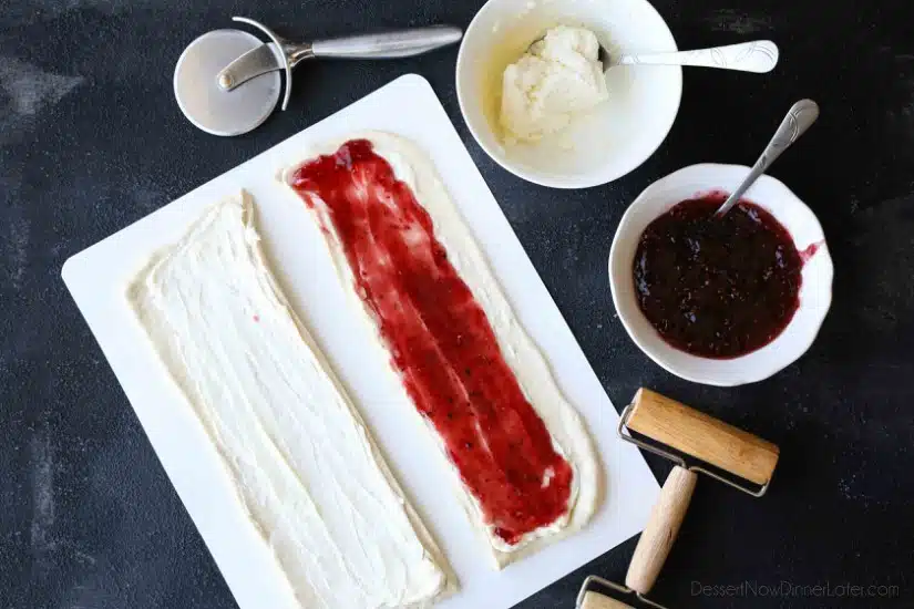 Intestines Bread is a fun halloween party food that makes you look twice. All it really is, is a sweet pull apart bread with cream cheese and raspberries.