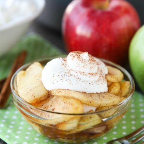 Crustless Apple Pie is a super easy, healthier holiday dessert that tastes great. Top it with sweetened whipped cream for a little indulgence.