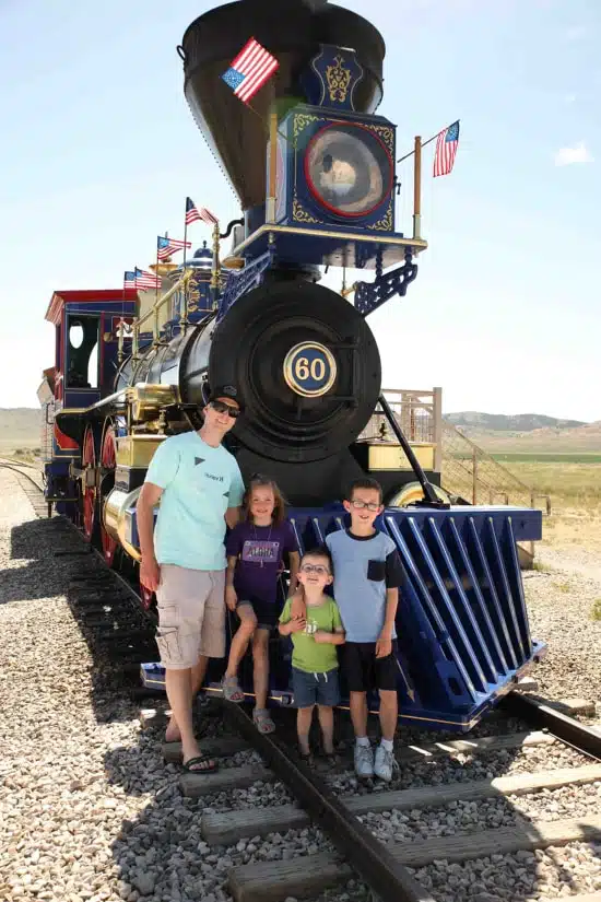 Golden Spike Central Pacific Train (Replica)