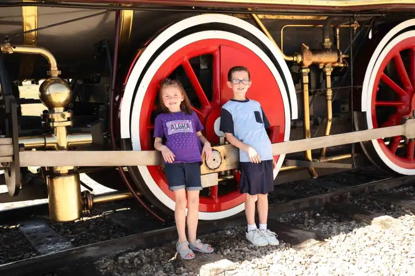 Golden Spike Union Pacific Train (Replica)