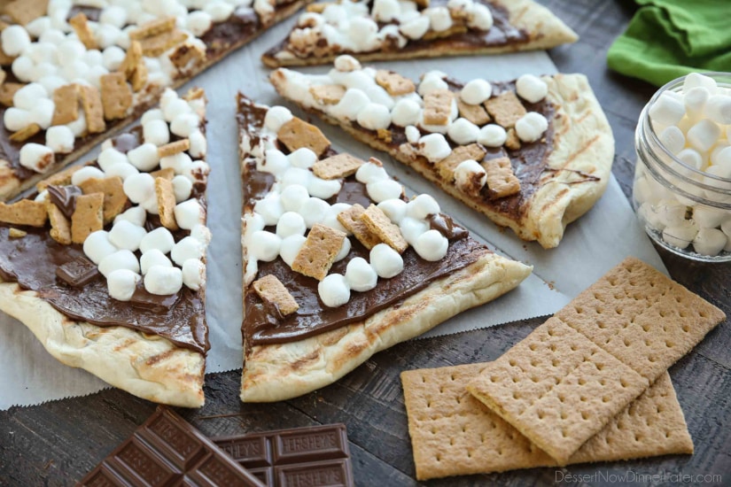 Make your dessert outside! This Grilled S'mores Pizza is an easy and delicious dessert with all the flavors of everyone's favorite campfire treat! 