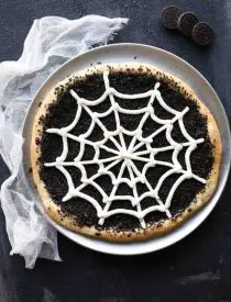 This Cobweb Oreo Dessert Pizza is an easy and fun Halloween party food that will be enjoyed by guests of all ages.