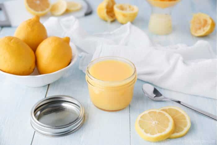 Homemade lemon curd in a mason jar.