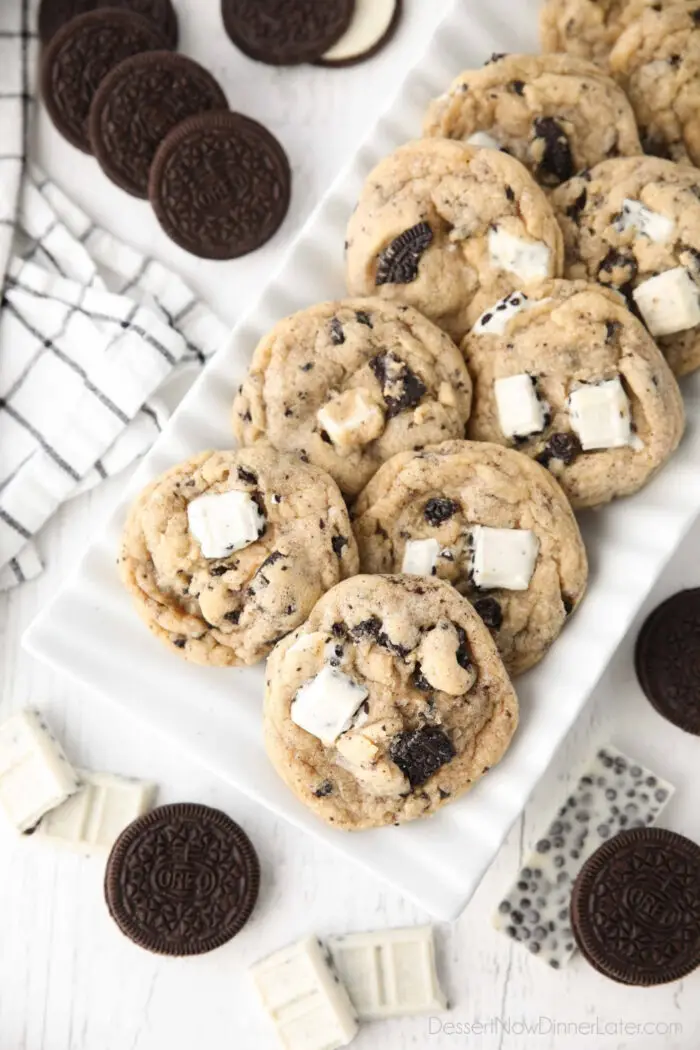 Rectangular platter layered with cookies and cream cookies.