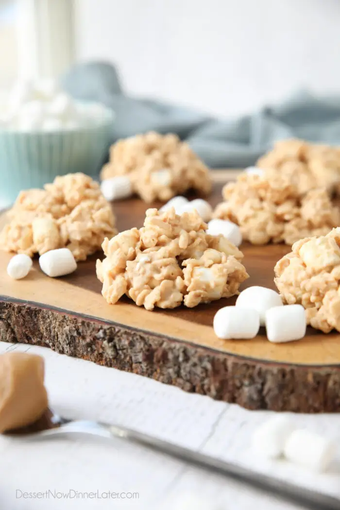 Close up of no-bake rice krispie treat cookies made with white chocolate, peanut butter, and marshmallows.