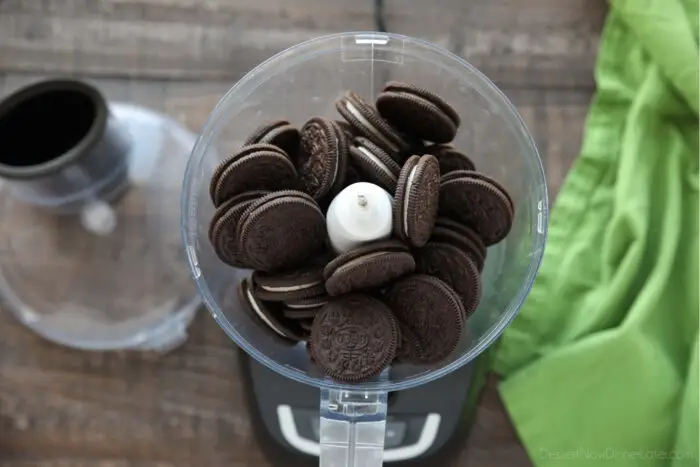 Oreos in a food processor.