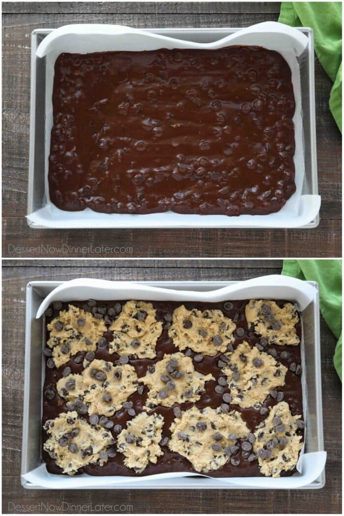 Camada de massa de brownie e massa de biscoito em uma panela de 9 x 13 polegadas.