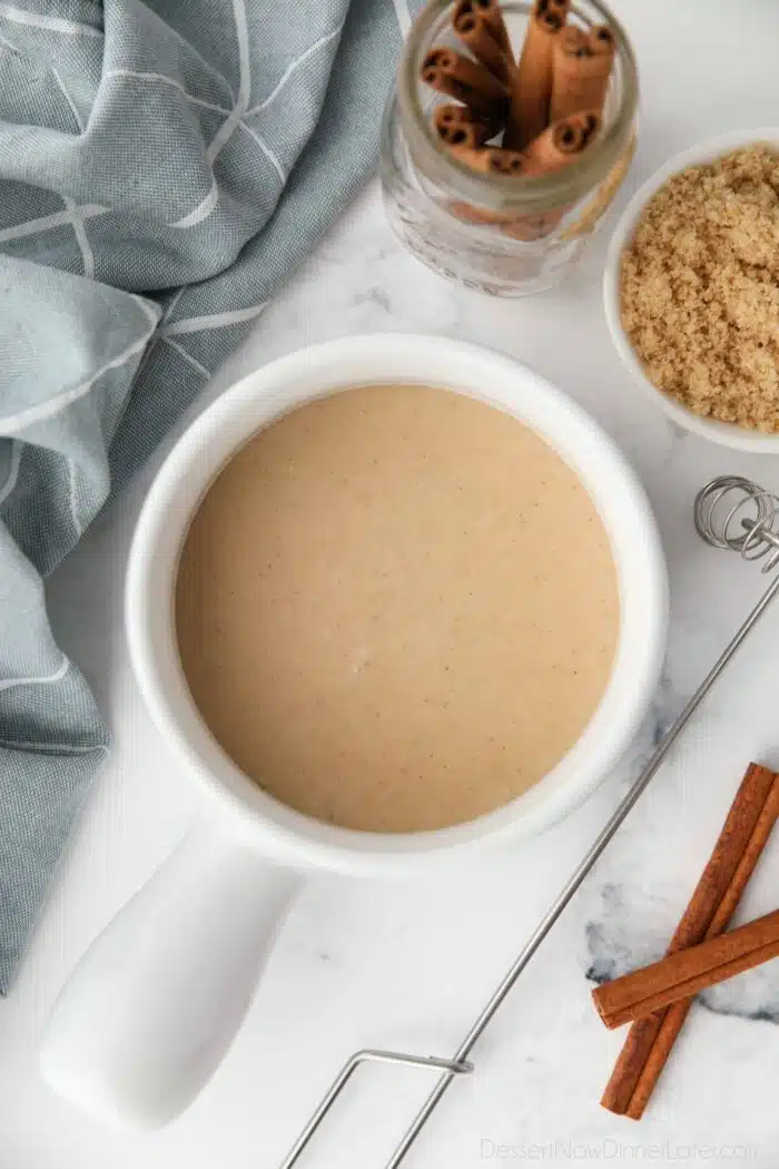 Cinnamon brown sugar glaze in a bowl.