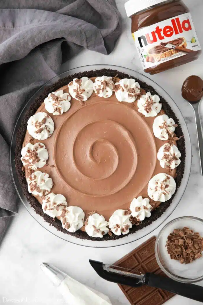 Top view of no bake Nutella cheesecake made in a pie pan.